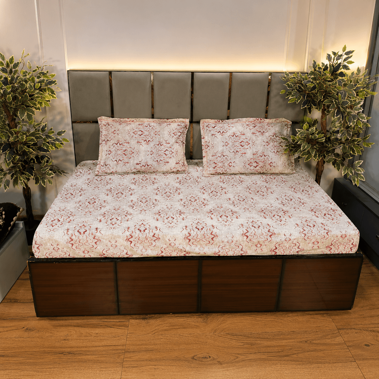 Abstract, havana fitted pure cotton bedsheet
