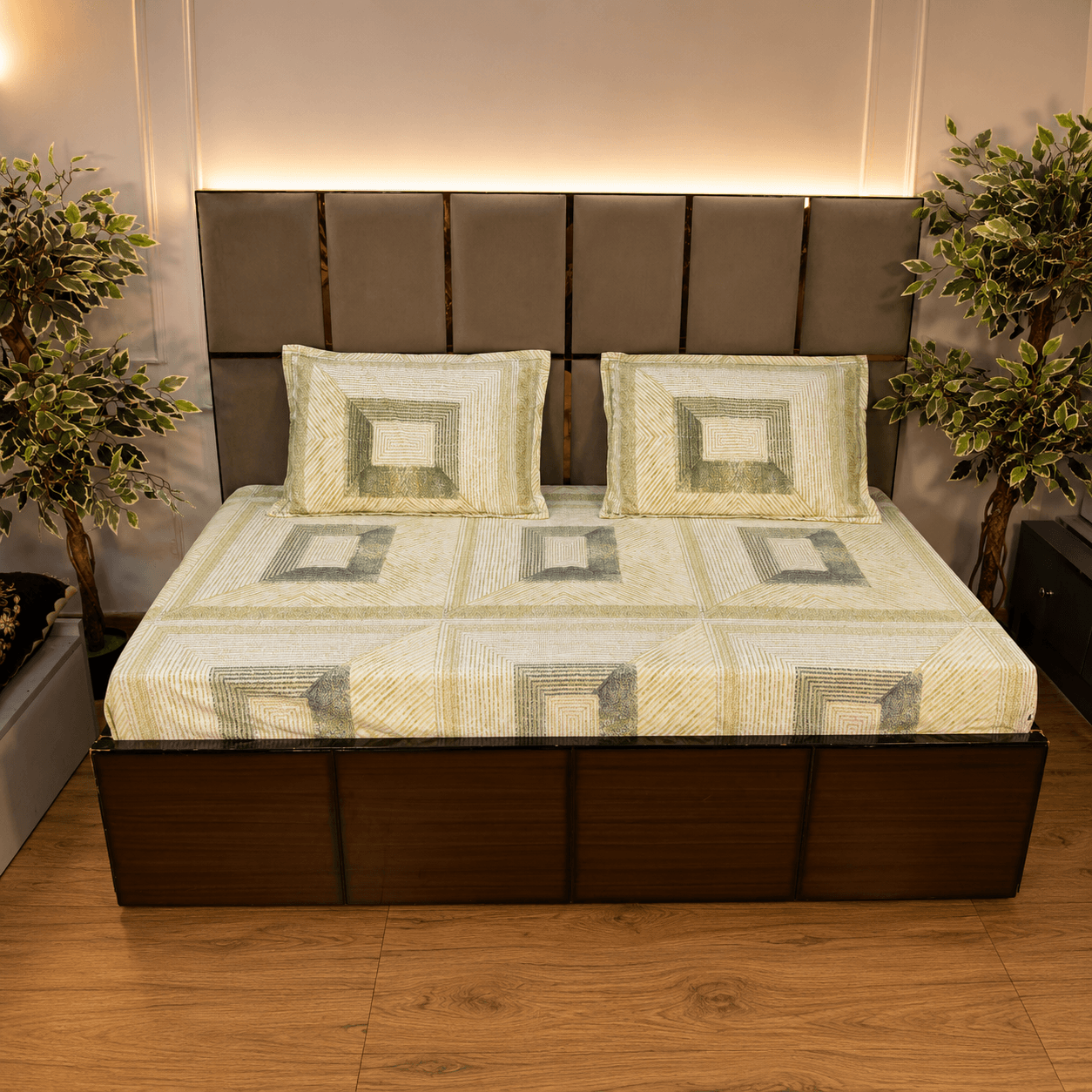 Boxed, havana fitted pure cotton bedsheet