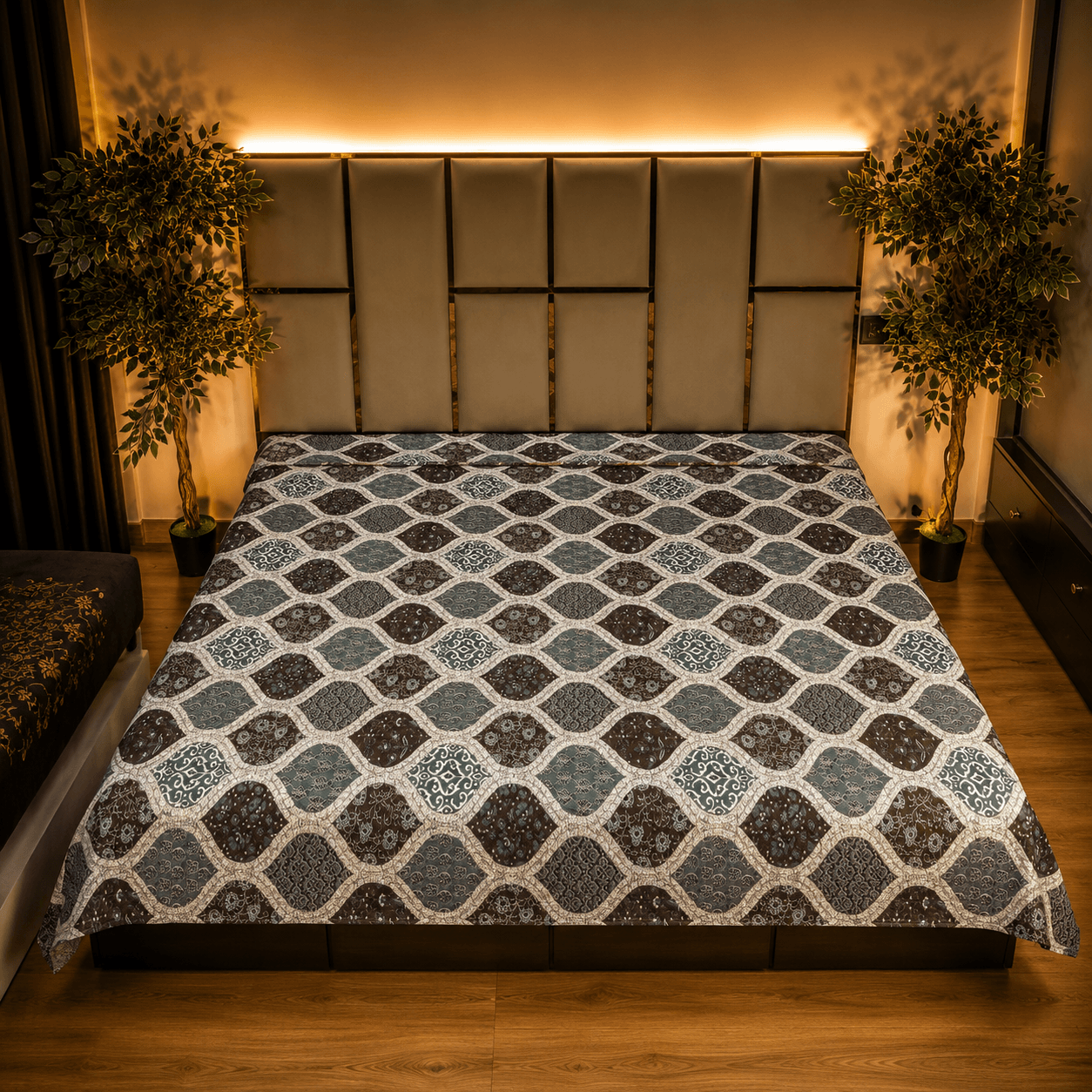 Jaipuri Floral Ogee cotton viscose mix double bed quilt Jaipuri Floral Ogee cotton viscose mix double bed quilt
